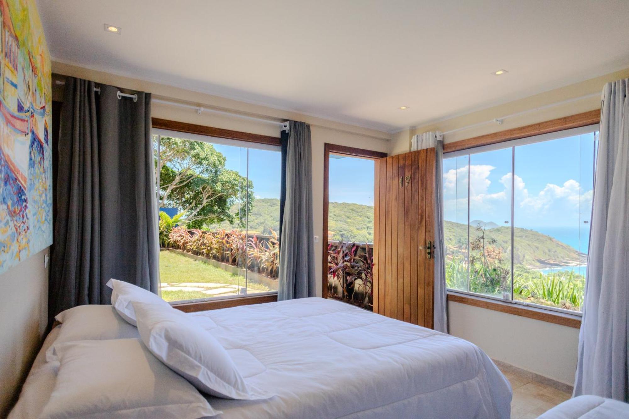 Quarto Triplo Standard com Vista do Mar